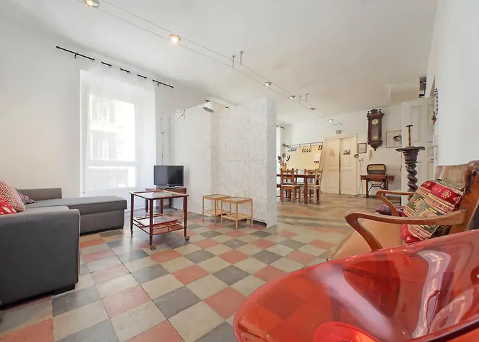 Cavour Apartment *